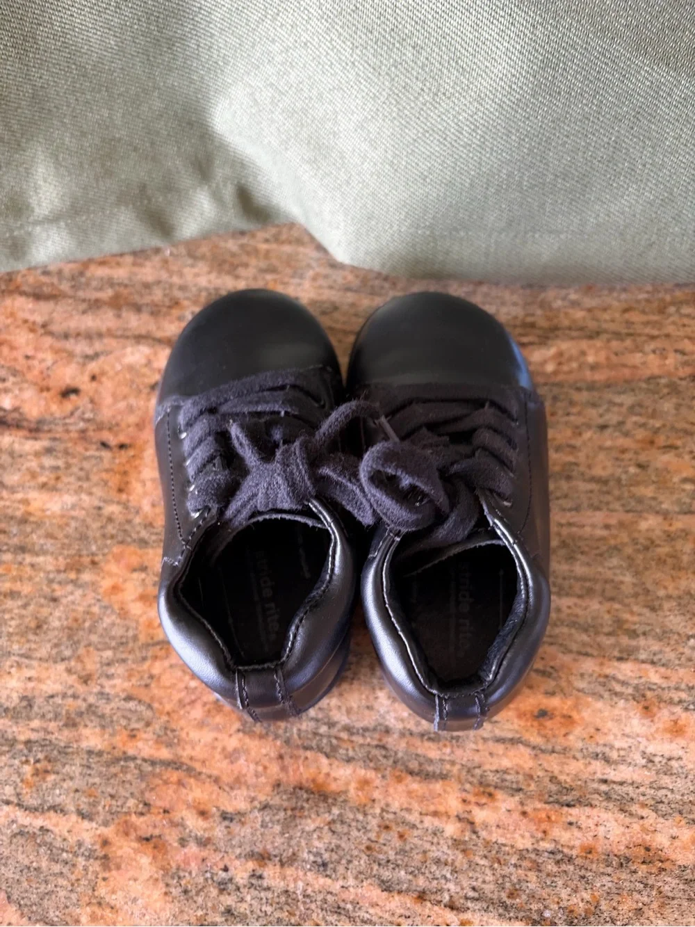 Stride Rite Kids Black Lace-Up Leatherette Shoes Size 5W